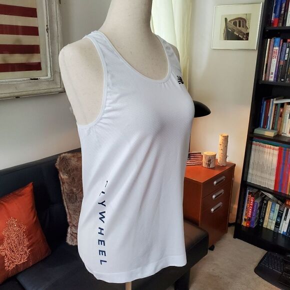 NEW BALANCE For Flywheel White Tank - Picture 3 of 15